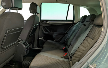 Volkswagen Tiguan II, 2020 год, 2 445 000 рублей, 18 фотография
