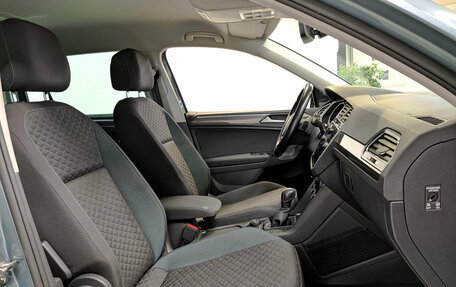 Volkswagen Tiguan II, 2020 год, 2 445 000 рублей, 24 фотография