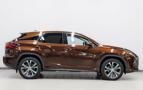 Lexus RX IV рестайлинг, 2017 год, 3 630 000 рублей, 4 фотография