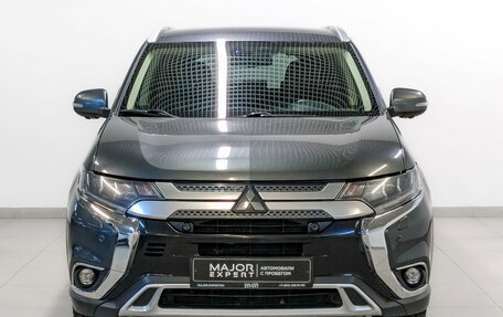 Mitsubishi Outlander III рестайлинг 3, 2019 год, 2 150 000 рублей, 2 фотография