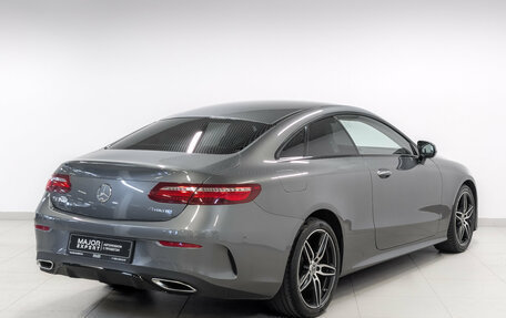 Mercedes-Benz E-Класс, 2019 год, 4 275 000 рублей, 5 фотография