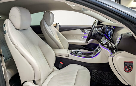 Mercedes-Benz E-Класс, 2019 год, 4 275 000 рублей, 23 фотография