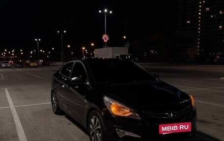 Hyundai Solaris II рестайлинг, 2016 год, 760 000 рублей, 3 фотография