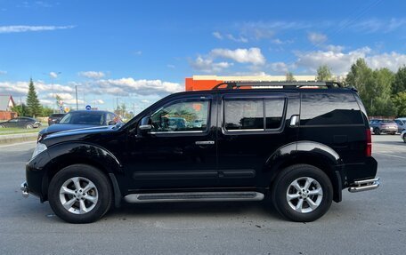 Nissan Pathfinder, 2013 год, 1 590 000 рублей, 2 фотография