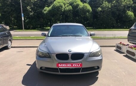 BMW 5 серия, 2005 год, 850 000 рублей, 2 фотография