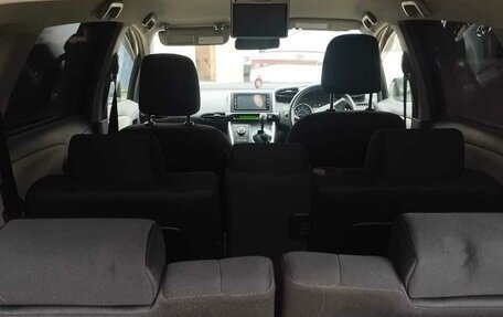 Toyota Wish II, 2010 год, 1 450 000 рублей, 8 фотография