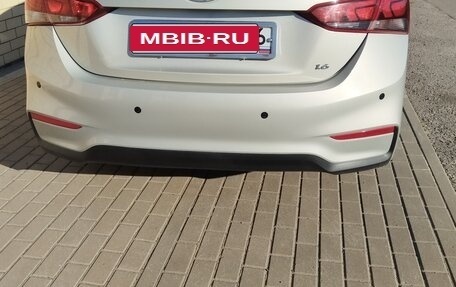 Hyundai Solaris II рестайлинг, 2018 год, 1 350 000 рублей, 3 фотография