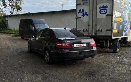 Mercedes-Benz E-Класс, 2009 год, 1 800 000 рублей, 13 фотография