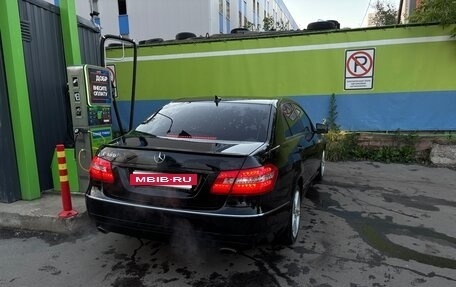 Mercedes-Benz E-Класс, 2009 год, 1 800 000 рублей, 3 фотография