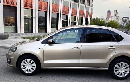 Volkswagen Polo VI (EU Market), 2016 год, 930 000 рублей, 2 фотография