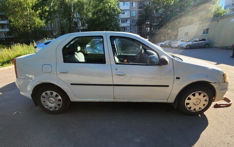 Renault Logan I, 2013 год, 265 000 рублей, 2 фотография