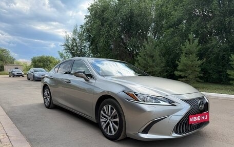 Lexus ES VII, 2020 год, 4 550 000 рублей, 11 фотография