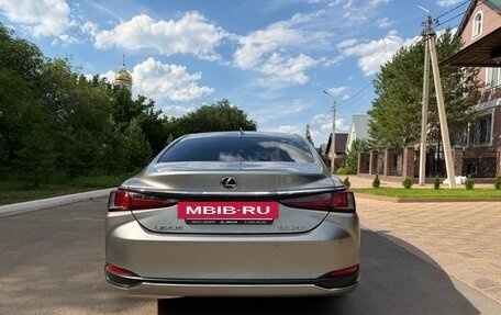 Lexus ES VII, 2020 год, 4 550 000 рублей, 14 фотография