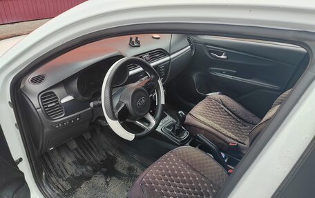 KIA Rio IV, 2018 год, 990 000 рублей, 7 фотография