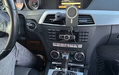 Mercedes-Benz C-Класс, 2011 год, 1 200 000 рублей, 8 фотография