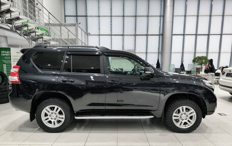 Toyota Land Cruiser Prado 150 рестайлинг 2, 2014 год, 3 500 000 рублей, 8 фотография