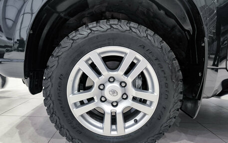 Toyota Land Cruiser Prado 150 рестайлинг 2, 2014 год, 3 500 000 рублей, 22 фотография