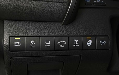 Toyota Camry, 2019 год, 2 999 999 рублей, 16 фотография