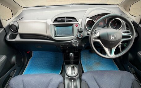 Honda Fit III, 2011 год, 799 000 рублей, 15 фотография