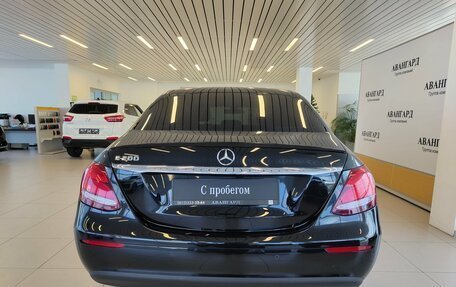 Mercedes-Benz E-Класс, 2017 год, 2 397 000 рублей, 4 фотография
