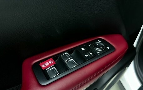 Lexus RX IV рестайлинг, 2017 год, 4 550 000 рублей, 12 фотография