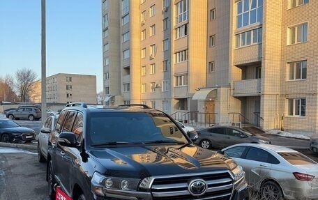 Toyota Land Cruiser 200, 2019 год, 7 350 000 рублей, 1 фотография