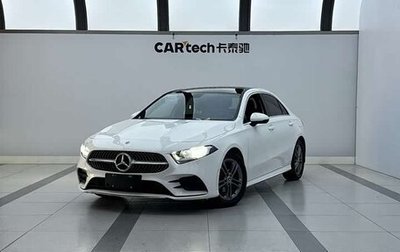 Mercedes-Benz A-Класс, 2022 год, 2 190 000 рублей, 1 фотография