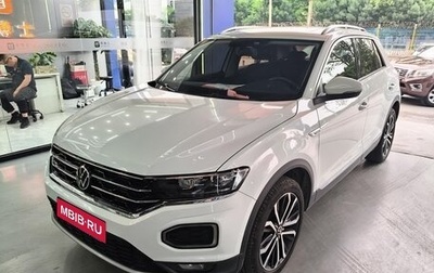 Volkswagen T-Roc I, 2022 год, 1 534 000 рублей, 1 фотография