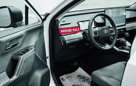 Toyota RAV4, 2026 год, 4 450 000 рублей, 39 фотография