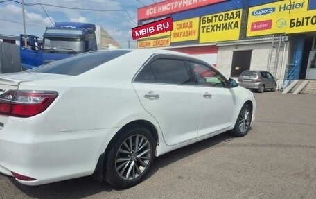 Toyota Camry, 2017 год, 1 650 000 рублей, 8 фотография