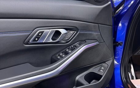 BMW 3 серия, 2019 год, 3 600 000 рублей, 12 фотография