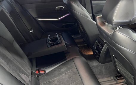 BMW 3 серия, 2019 год, 3 600 000 рублей, 9 фотография
