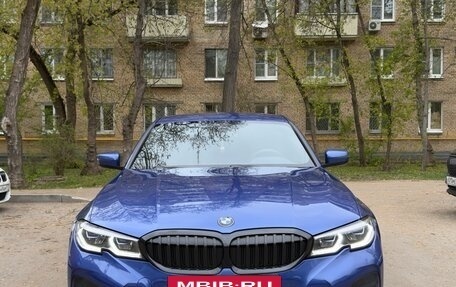 BMW 3 серия, 2019 год, 3 600 000 рублей, 25 фотография