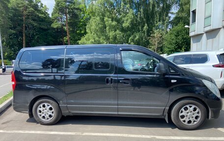 Hyundai H-1 II рестайлинг, 2012 год, 1 400 000 рублей, 2 фотография