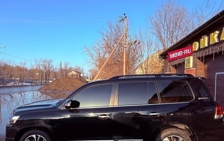 Toyota Land Cruiser 200, 2019 год, 7 350 000 рублей, 6 фотография