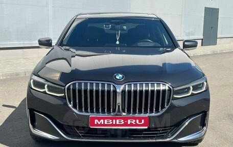 BMW 7 серия, 2019 год, 4 690 000 рублей, 2 фотография