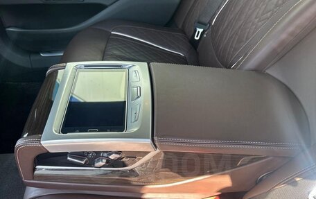 BMW 7 серия, 2019 год, 4 690 000 рублей, 18 фотография