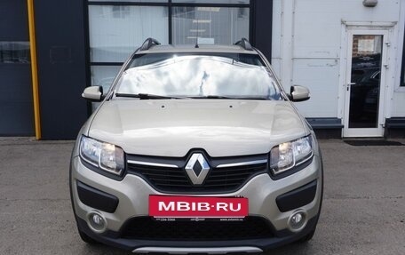 Renault Sandero II рестайлинг, 2016 год, 980 000 рублей, 2 фотография