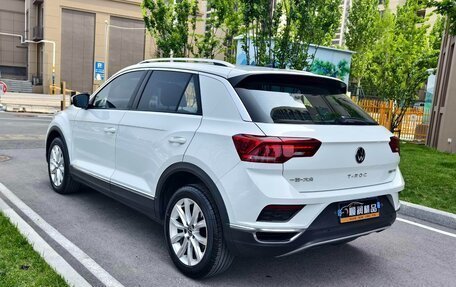 Volkswagen T-Roc I, 2022 год, 1 495 000 рублей, 4 фотография