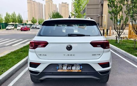 Volkswagen T-Roc I, 2022 год, 1 495 000 рублей, 5 фотография