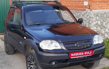 Chevrolet Niva I рестайлинг, 2012 год, 550 000 рублей, 2 фотография