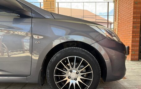 Hyundai Solaris II рестайлинг, 2011 год, 870 000 рублей, 6 фотография