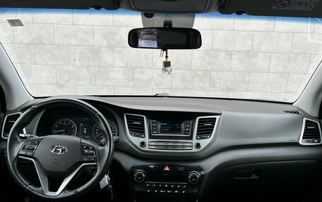 Hyundai Tucson III, 2018 год, 2 350 000 рублей, 9 фотография