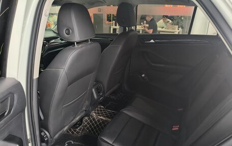 Volkswagen T-Roc I, 2022 год, 1 534 000 рублей, 8 фотография