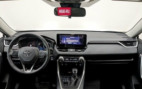 Toyota RAV4, 2025 год, 4 100 000 рублей, 26 фотография