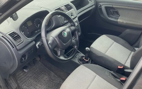 Skoda Fabia II, 2011 год, 320 000 рублей, 9 фотография