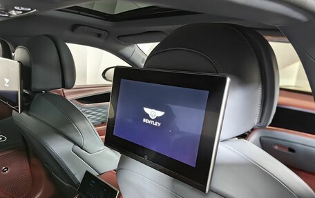 Bentley Flying Spur, 2022 год, 19 990 000 рублей, 24 фотография