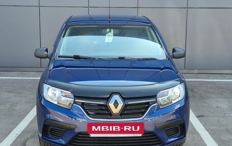 Renault Logan II, 2018 год, 858 000 рублей, 2 фотография