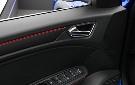 Renault Arkana I, 2021 год, 2 399 000 рублей, 17 фотография