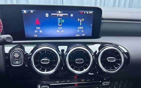 Mercedes-Benz A-Класс, 2022 год, 1 790 000 рублей, 12 фотография